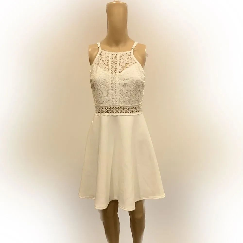 NWT Francesca’s women’s off white halter spaghetti strap mini dress Sz Small